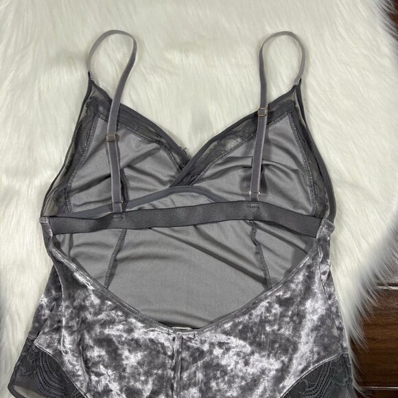 Soma Women's Size Medium Velvet‎ Illusion Excalibur Bodysuit Teddy Lingerie - Picture 9 of 11